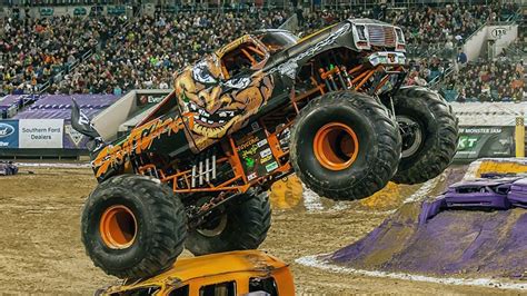 Youtube monster truck - Monster Jam is the world's largest and most famous monster truck tour featuring the biggest names in monster trucks including Grave Digger®, Maximum Destruct...